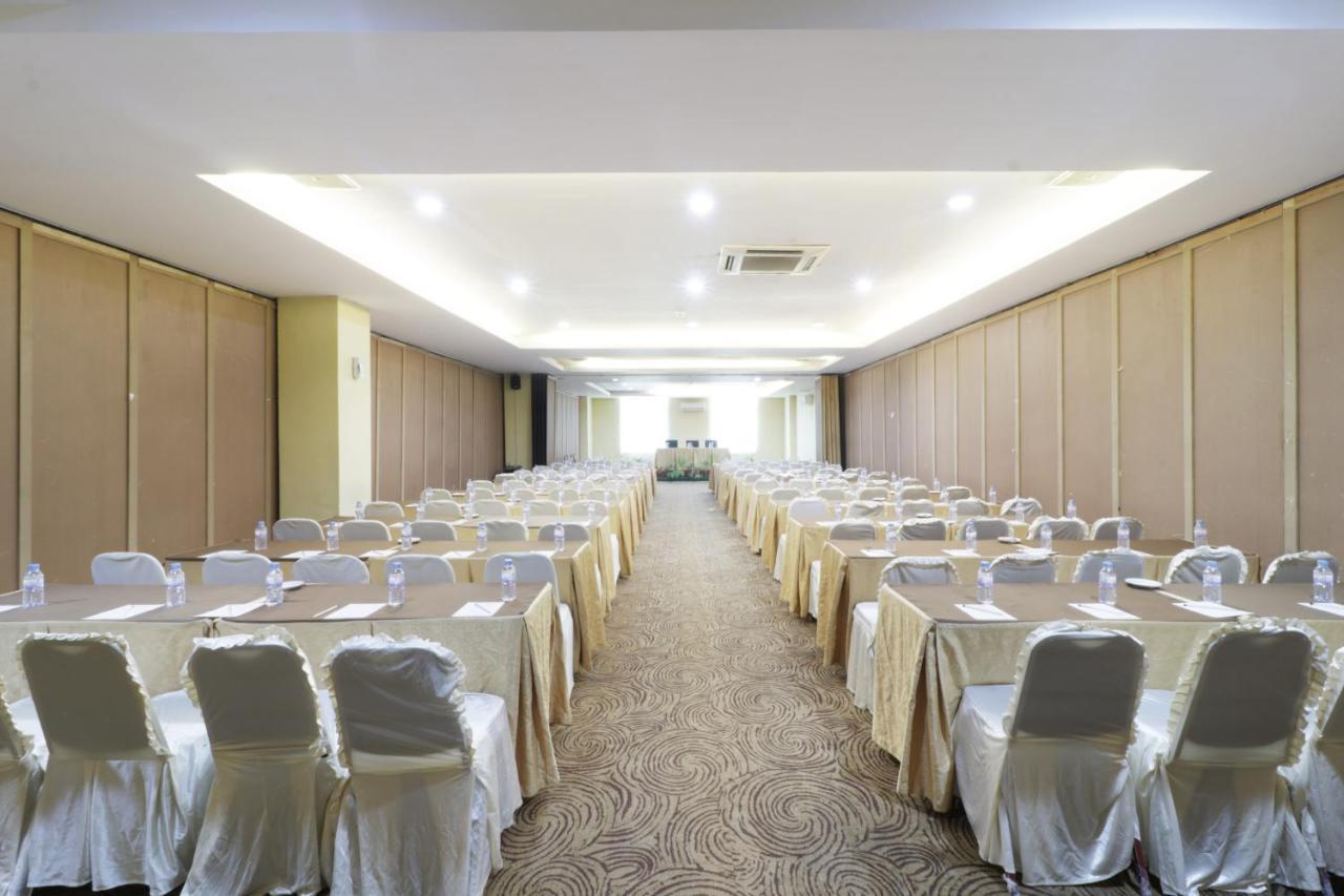 โรงแรมแกรนด์คานายา เมดาน ภายนอก รูปภาพ